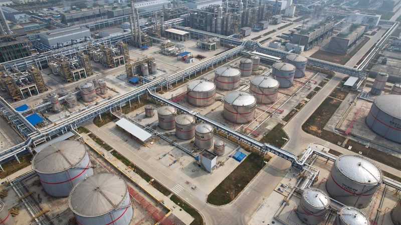 环氧树脂胶粘剂施工流程解析：关键步骤与注意事项
